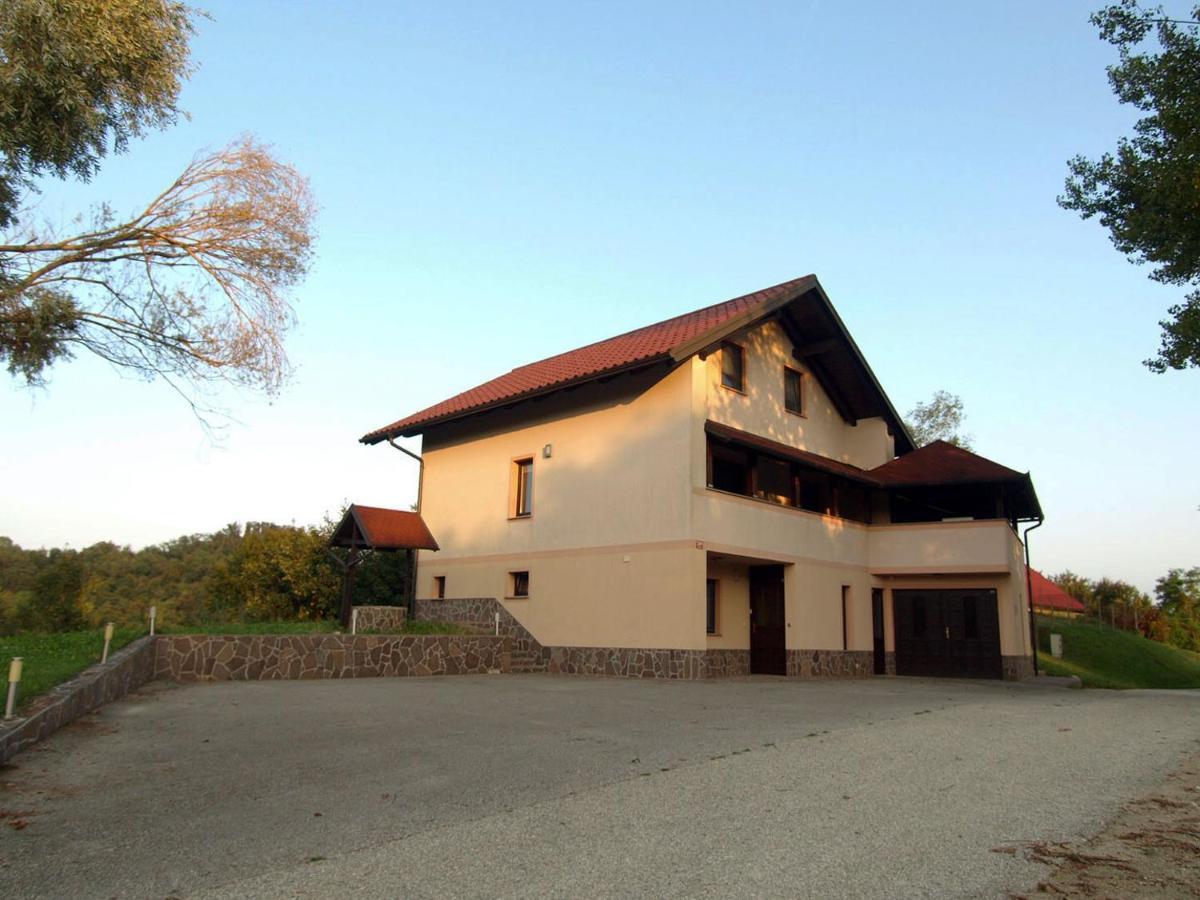 Holiday House Zarja - With Sauna And Hot Tub Bizeljsko Dış mekan fotoğraf