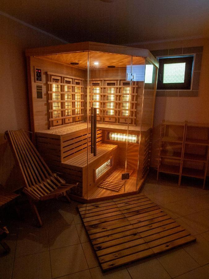 Holiday House Zarja - With Sauna And Hot Tub Bizeljsko Dış mekan fotoğraf